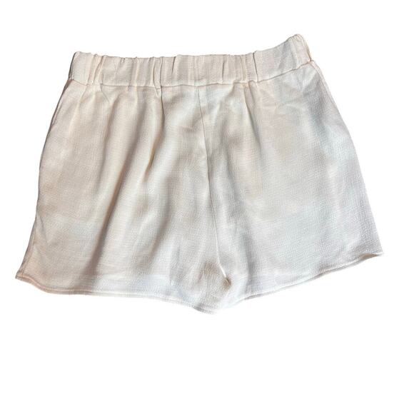 MNG Mango 100% Viscose White Shorts.  Size Medium - Picture 2 of 6